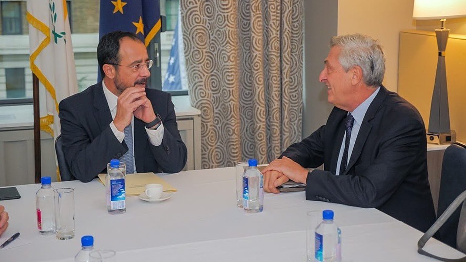 Ο Νίκος Χριστοδουλίδης με τον Φίλιπο Γκράντι, Ύπατο Αρμοστή των Ηνωμένων Εθνών για τους Πρόσφυγες