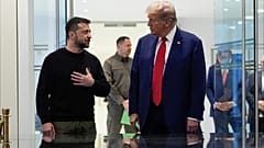 Дональд Трамп встретился с президентом Украины Владимиром Зеленским в Trump Tower, 27 сентября 2024 года.