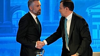 O primeiro-ministro e o líder do PS estiveram reunidos durante hora e meia em São Bento