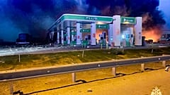 Bergungsarbeiten nach einer Explosion an einer Tankstelle in einem Vorort der dagestanischen Hauptstadt Machatschkala. 28. September 2024