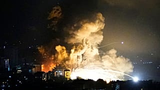 اسرائیل می گوید مواضع حزب الله لبنان در جنوب بیروت را بمباران می کند