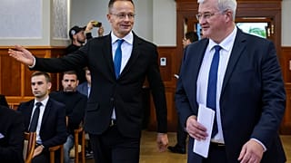Szijjártó Péter külgazdasági és külügyminiszter és Andrij Szibiha ukrán külügyminiszter 