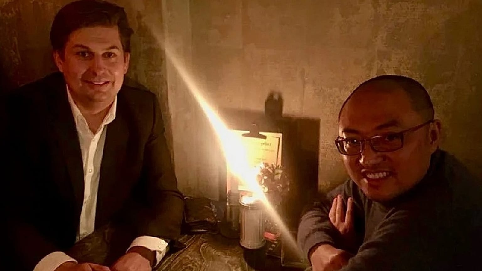 Maximilian Krah AfD-képviselő és volt munkatársa, a szintén kémkedéssel gyanúsított Jian G.