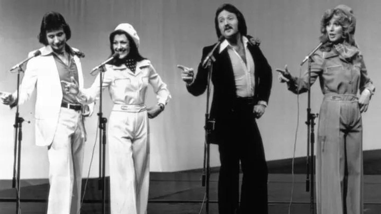 UK Eurovision winner Martin Lee dies aged 77 - pictured: Brotherhood Of Man's Nicky Stevens, Sandra Stevens, Martin Lee and Lee Sheridan
