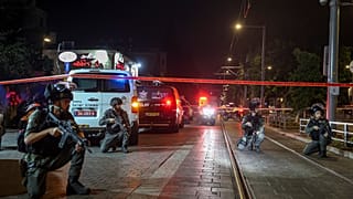 Yafa'daki silahlı saldırının ardından İsrail polisleri pozisyon aldı