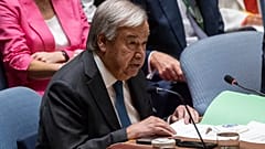BM Genel Sekreteri Antonio Guterres, Birleşmiş Milletler merkezinde düzenlenen Güvenlik Konseyi toplantısında konuşuyor, 27 Eylül 2024.