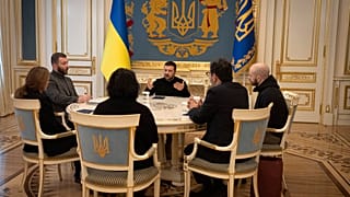 Der ukrainische Präsident Wolodymyr Selenskyj bemüht sich um mehr ausländische Militärinvestitionen und humanitäre Hilfe.