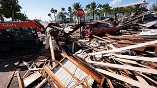 Romeltakarítás Cedar Key-en - Florida, 2024. szeptember 27.