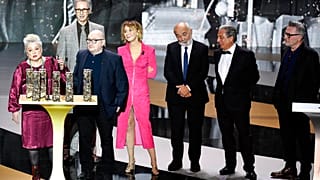 Michel Blanc francia színész-rendező (balról a harmadik) a Cesar-díj átadásán Párizsban 2021. március 12-én.