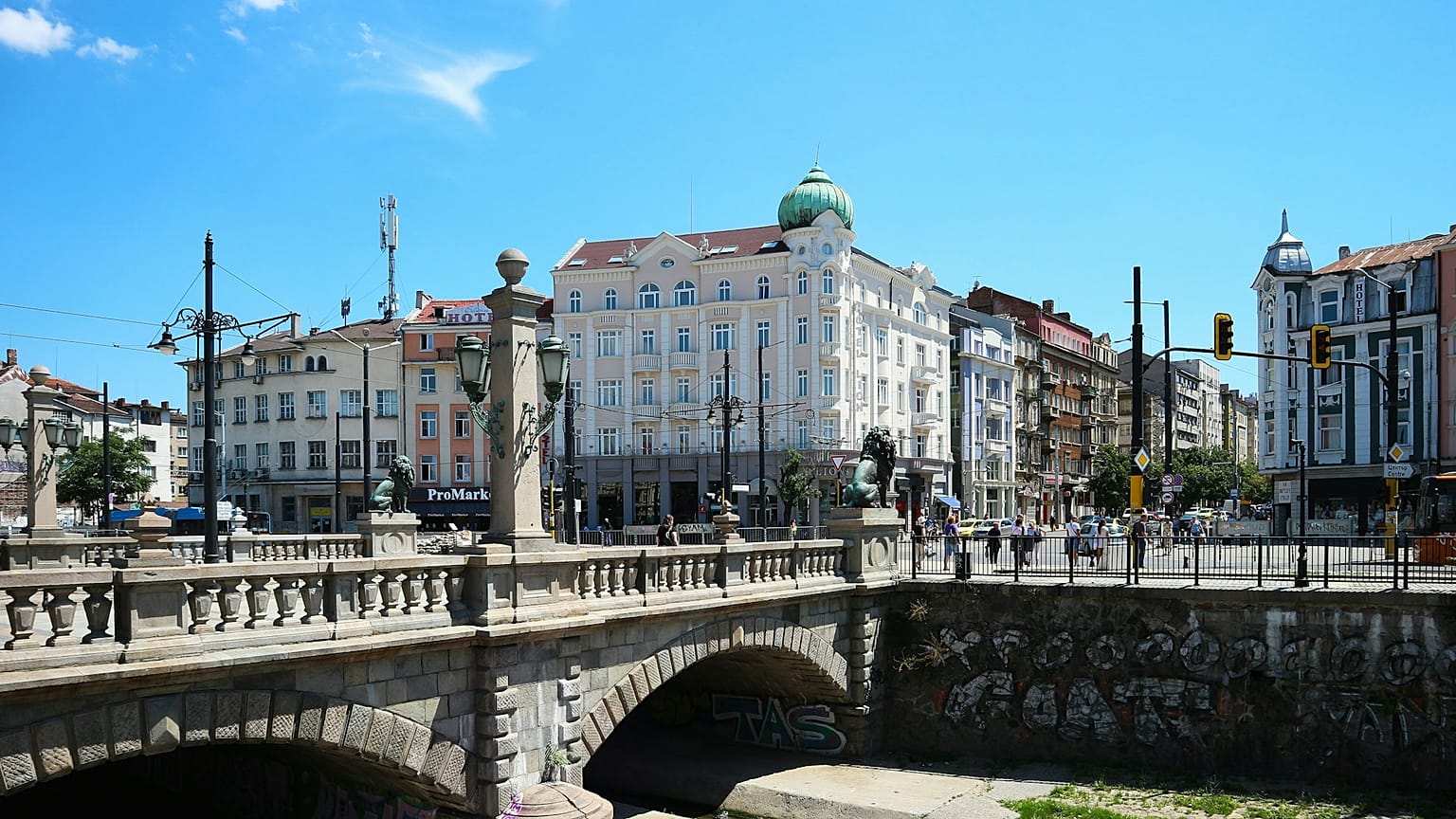 Sofia est la ville la moins chère d'Europe, et elle a beaucoup à offrir aux touristes.