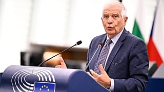 Josep Borrell, Alto Representante da UE para os Negócios Estrangeiros, discursa no Parlamento Europeu, em Estrasburgo, a 8 de outubro de 2024.