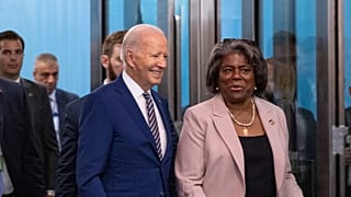 Birleşmiş Milletler ABD Büyükelçisi Linda Thomas-Greenfield (sağda) ile ABD Başkanı Joe Biden