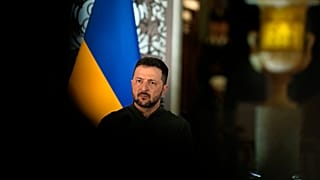 Le président ukrainien Volodymyr Zelenskyy participe à une conférence de presse avec le premier ministre italien Giorgia Meloni Rome, 10 octobre 2024