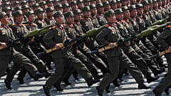 Nordkoreanische Soldaten bei einer großen Militärparade in Pjöngjang, 15. April 2012