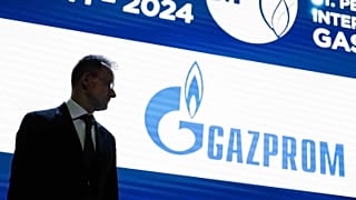 A magyar külügyminiszter Szentpéterváron
