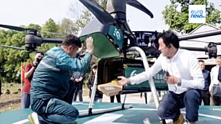 تشونغتشينغ الصينية تطلق أول طريق تسليم منتظم للطائرات بدون طيار