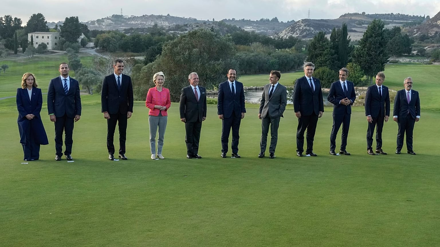 Foto de grupo de la cumbre del MED9 en Pafos (Chipre)