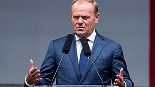 Le Premier ministre polonais Donald Tusk assiste à des cérémonies à Westerplatte, sur la mer Baltique, en Pologne, le 1er septembre 2024.