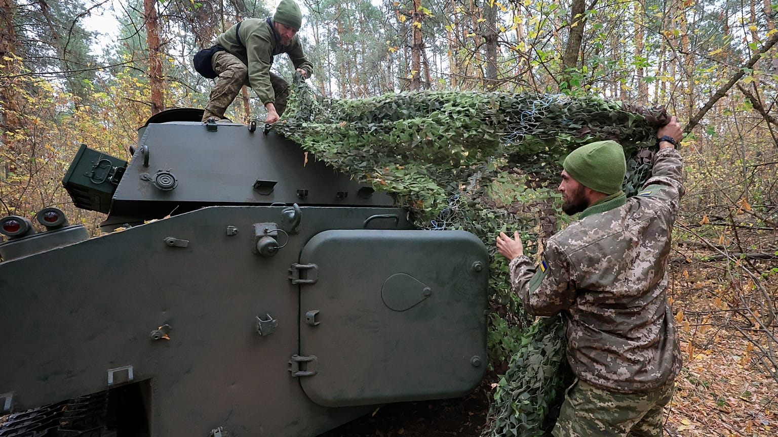 Ukrayna'ya aktarılmak üzere 6,6 milyar Avro mevcut, ancak Budapeşte kararları engelliyor.