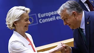 Ursula von der Leyen bizottsági elnök és Orbán Viktor a júniusi brüsszeli EU-csúcson