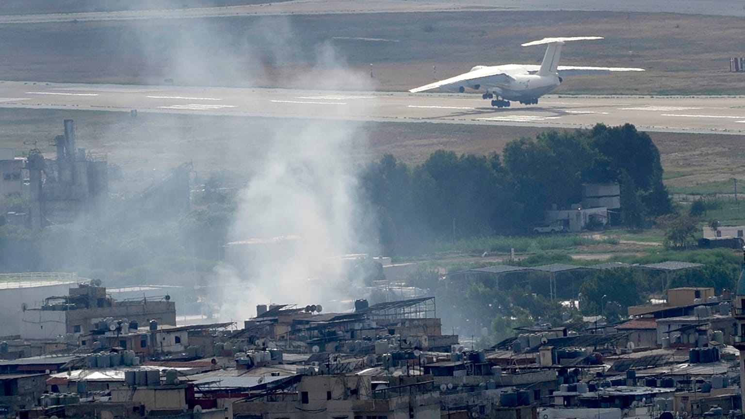 Attacchi israeliani nel sud del Libano