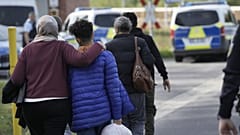 A német rendőrség által elfogott illegális menekültek Berlinnél