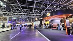 Les technologies les plus insolites sont aussi représentées au Salon de l'Auto de Paris. 