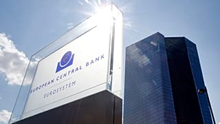 Avrupa Merkez Bankası'nın Frankfurt, Almanya'daki genel merkezi, 6 Temmuz 2015, Pazartesi