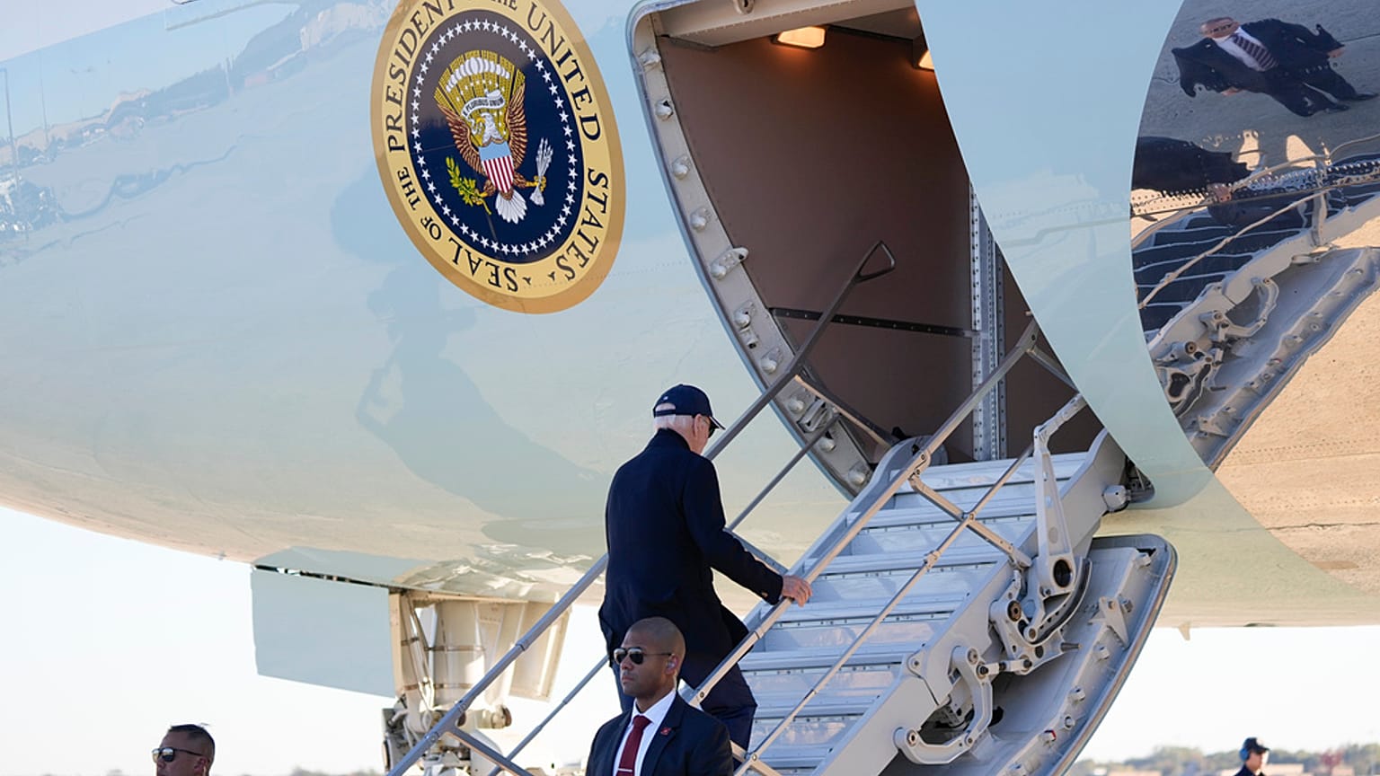 Ο Τζο Μπάιντεν στο Air Force One 
