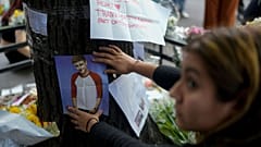 Les autorités argentines enquêtent sur ce qui s'est passé avant la chute mortelle de Liam Payne du balcon de son hôtel. 