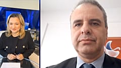 O Ελληνοκύπριος Διαπραγματευτής για το Κυπριακό, Μενέλαος Μενελάου, και η δημοσιογράφος του euronews Φαίη Δουλγκέρη