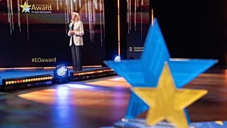 AB Ombudsmanı Emily O'Reilly 2021 yılı iyi kamu yönetimi ödüllerinde
