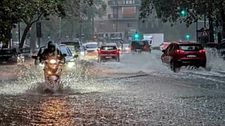 Strade allagate a Milano dopo l'esondazione dei fiumi Seveso e Lambro, 5 settembre 2024