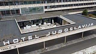 ΑΡΧΕΙΟ - Ξενοδοχείο Γιουγκοσλαβία, κάποτε σύμβολο προόδου στο πρώην σοσιαλιστικό κράτος της Γιουγκοσλαβίας που διαλύθηκε τη δεκαετία του 1990. Βελιγράδι, Σερβία, Πέμπτη, 3 Οκτωβρίου 2024.