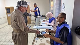 الناخبون في كردستان العراق يدلون بأصواتهم في انتخابات برلمانية منتظرة