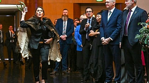 Διαμαρτυρία ενάντια στον βασιλιά Κάρολο σε εκδήλωση στην Αυστραλία