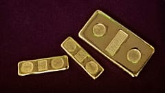 Imagen de biblioteca de lingotes de oro en venta 