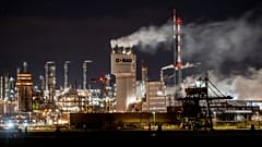 Ludwigshafen, Almanya'da bir kimya fabrikası,