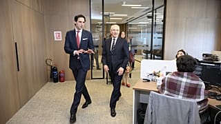 EU climate commissioner Wopke Hoekstra (L) with Mukhtar Babayev, Azerbaijani Minister for Ecology and Natural Resources at a meeting in Baku on 20 June
