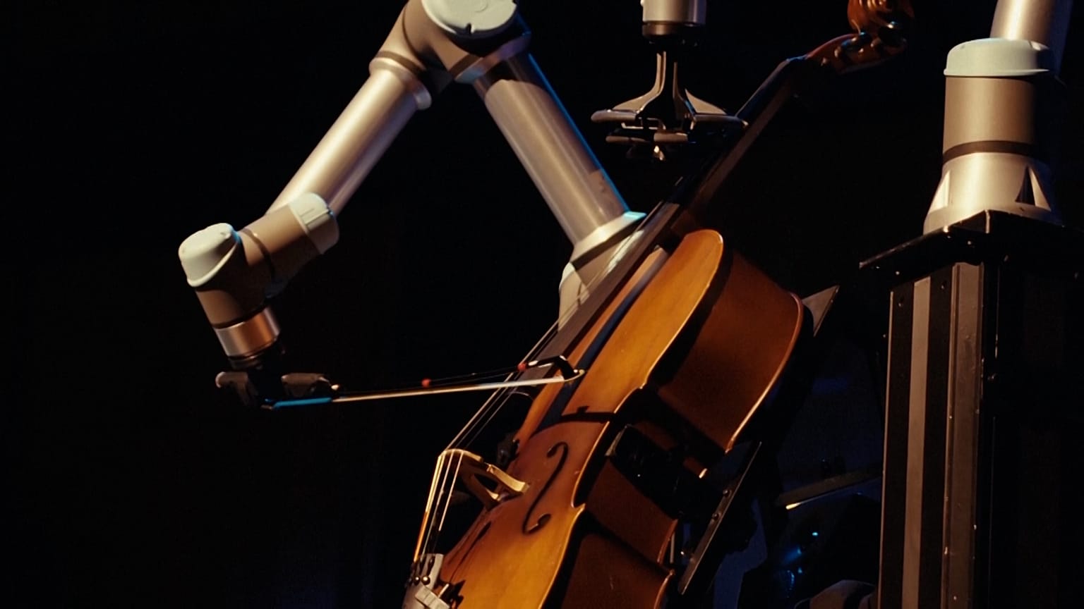 Malmö Symphony Orchestra makes history with World’s first robotic cellist