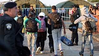 Az Európai Bizottság javaslatot készít harmadik országokban felállítandó táborokra