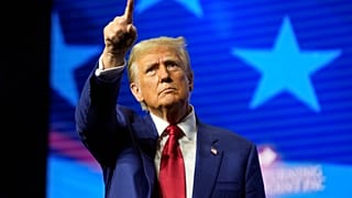 Donald Trump tagadja az ellene felhozott szexuális vádakat
