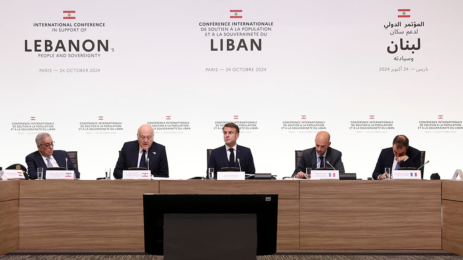 Emmanuel Macron prometeu 100 milhões de euros por parte de França