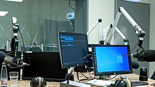 Illusztráció – a Dankó rádió stúdiójában 2024. október 1-jén