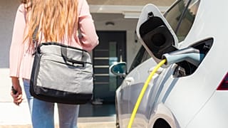 حققت النرويج بالفعل التكافؤ في الأسعار بين السيارات الكهربائية (EV) وسيارات البنزين والديزل.