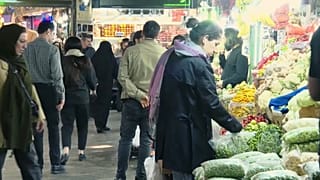عودة الحياة إلى طبيعتها في طهران عقب الهجوم الإسرائيلي غير المسبوق