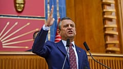 CHP Genel Başkanı Özgür Özel parti grup toplantısında konuşuyor. - © DOGUSAN OZER/CUMHURIYET HALK PARTISI