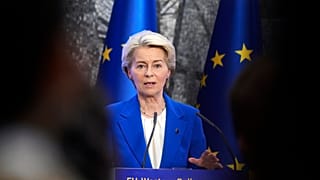 La commissaire européenne Ursula von der Leyen a demandé à la Géorgie d'enquêter "rapidement" sur les irrégularités électorales.