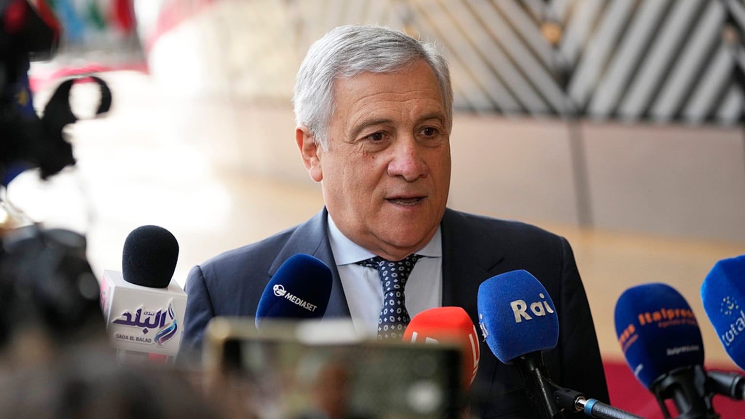 Tajani