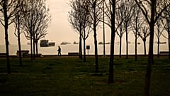 İstanbul'da, Marmara Denizi kıyısında gemiler görülüyor, 16 Mart 2024